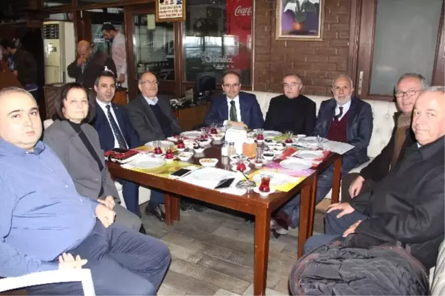 AK Parti Konak'tan Referandum Toplantısı