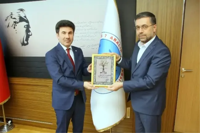 Bülbülzade Vakfı'ndan Rektör Prof. Dr. Karacoşkun'a Hayırlı Olsun Ziyareti