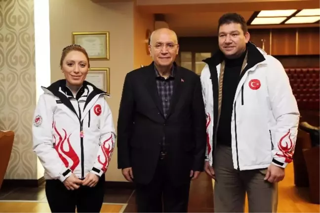 Altın Kuğu Yenimahalle'de