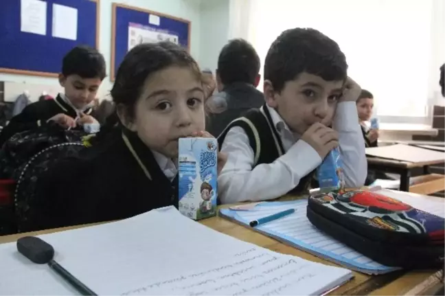 Çorum'da İlk Ders Okul Sütüyle Başladı