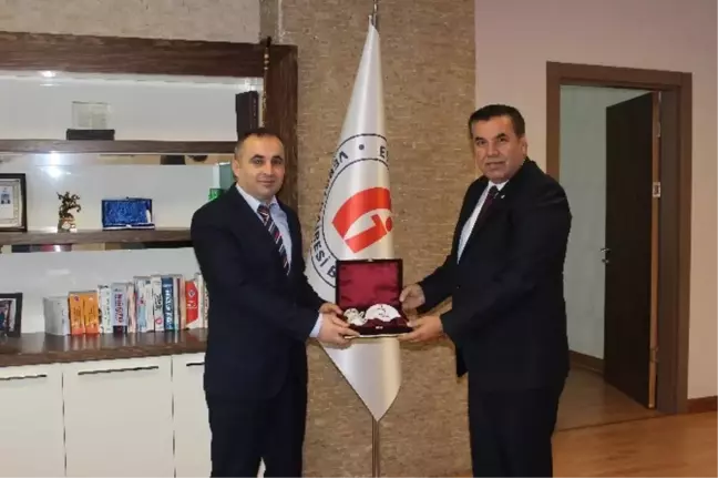 Eskişehir Vergi Dairesi Başkanlığı ve Türk Kızılayı Arasında Sözleşme İmzalandı