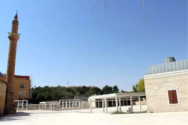 Cumhuriyet Tarihinin İlk Avm'siş Kırşehir'deki Ahi Çarşısı