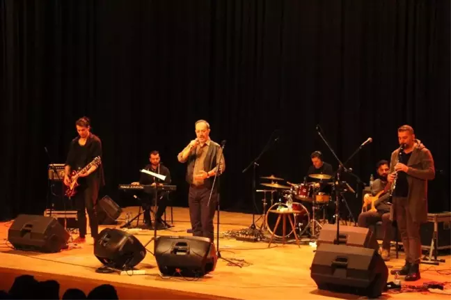 Hüsnü Arkan'dan Bergamalı Hemşehrilerine Unutulmaz Konser