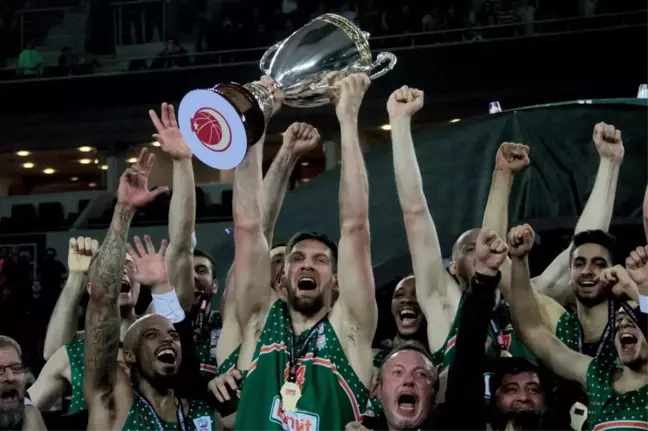 Bakan Kılıç'tan Banvit'e Tebrik Mesajı