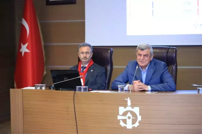 Büyükşehir Personeli, Kızılay'a Kan Bağışında Bulunuyor
