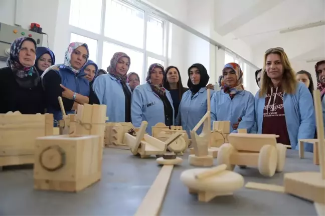 Büyükşehir'den, Ahşap Şekillendirme Kursu