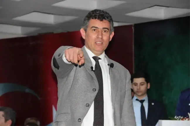 Çanakkale'de 'Anayasa Değişikliğini Tartışıyoruz' Paneli