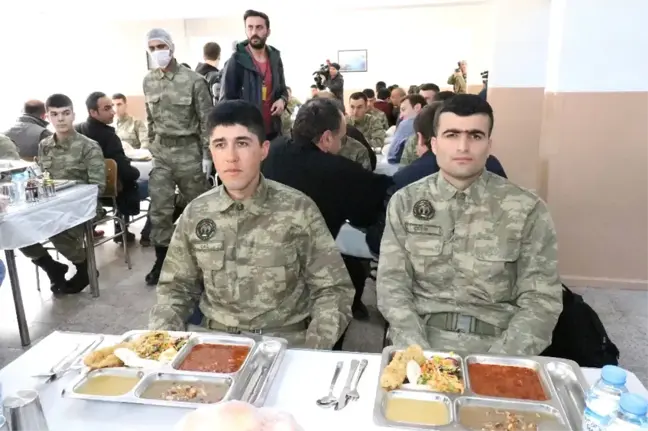 Yaklaşık 169 Kilometrelik Suriye Sınırında 2016'da 49 Pyd, 210 Deaş Mensubu Yakalandı
