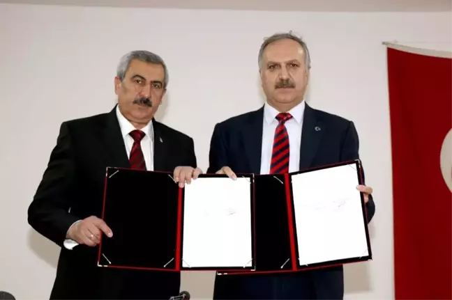 Sivas'ta Halk Edebiyatı Okullarda Yaşatılacak