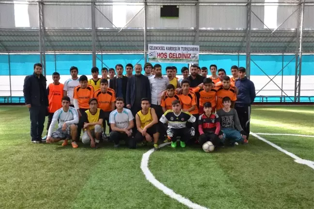 Siverek'te Liseler Arası Kardeşlik Turnuvası Düzenlendi