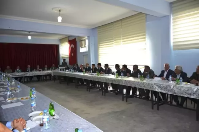 Vali Toprak, Kuluncak'ı Ziyaret Ederek İlçenin Sorunlarını Dinledi