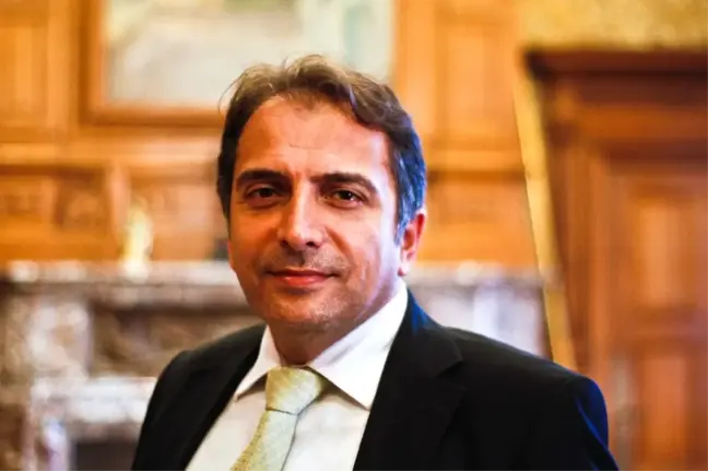 Belçika'daki Türk Kökenli Siyasetçiden, Avrupa Siyasetine Eleştiri