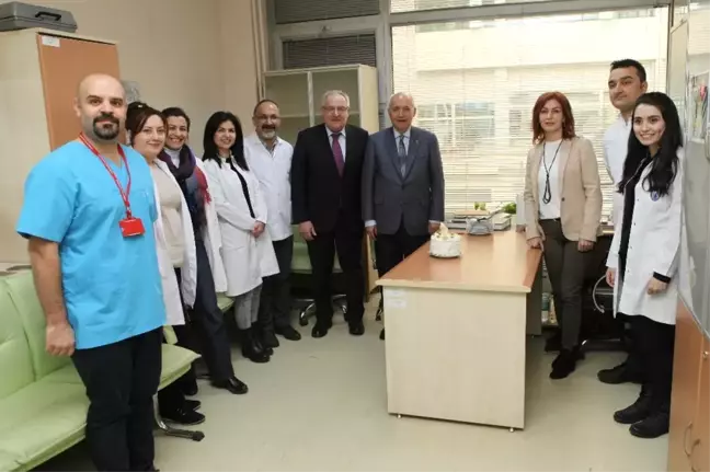 Yaşar ve Koç 14 Mart Tıp Bayramı'nı Kutladı