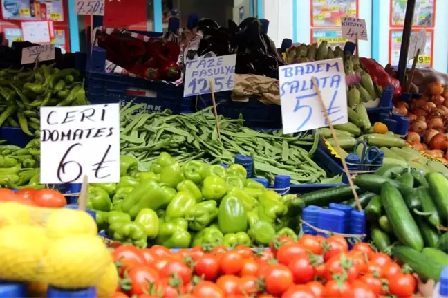 Samsun'da Sebze ve Meyve Ateş Pahası