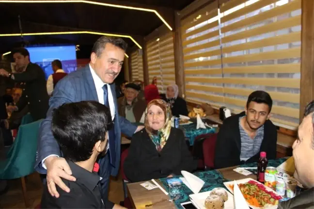 Başkan Tutal'dan Şehit Aileleri Onuruna Yemek