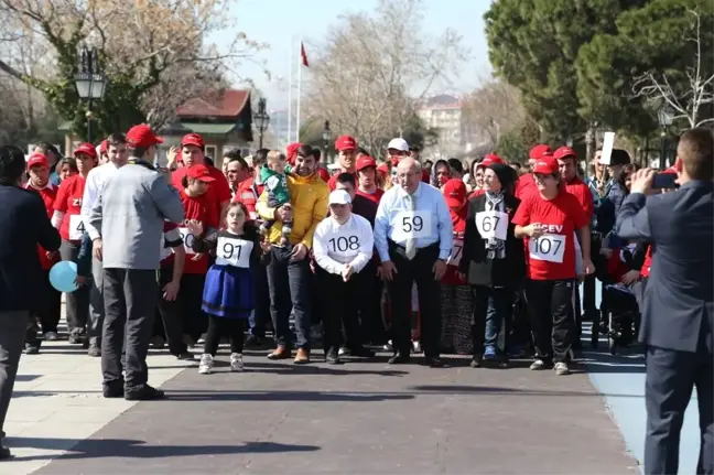 Tekirdağ'da Down Sendromlular Madalya İçin Yarıştı