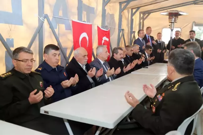 Vali Kamçı Şehit Yıldırım'ın Mevlidine Katıldı