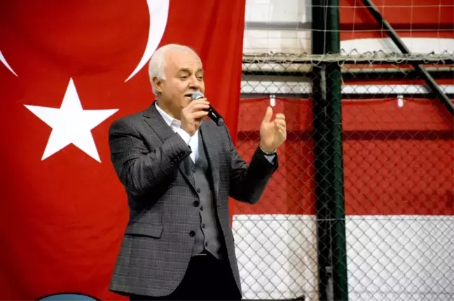 Nihat Hatipoğlu Giresun'da 'Şühedanın İzinde' Konferansına Katıldı