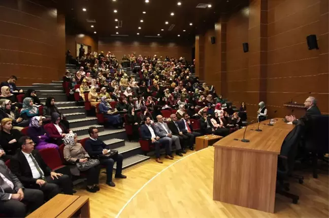 Gaün'de Cumhuriyet Türkiyesi'nde Bir Mesele Olarak İslam Konferansı