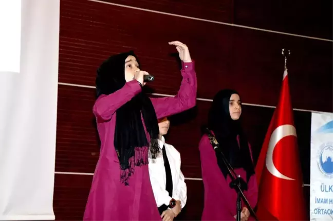 Sivas'ta Arapça Şiir, Şarkı ve Hikaye Yarışmaları Yapıldı