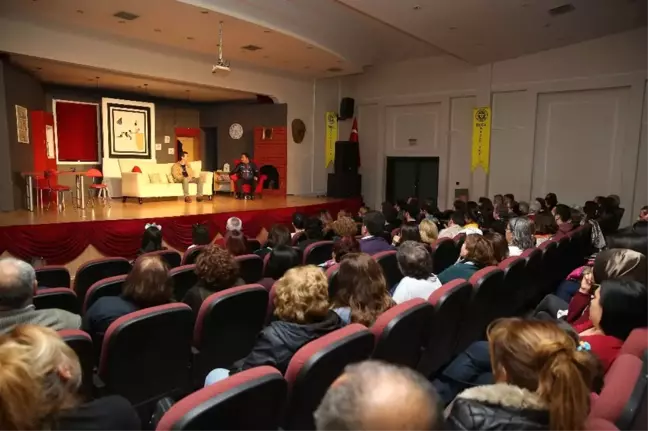 Buca'da Tiyatro Dolu Hafta