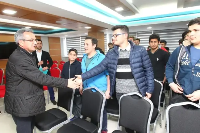 Başkan Köşker Tügva'lı Gençlerle Bir Araya Geldi