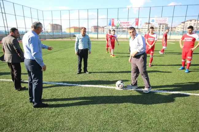 Beyşehir'de Şehitler Anısına Futbol Turnuvası Başladı