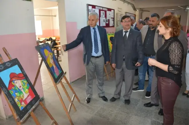 Söke'de Sazlı Öğrencilerinin Yılsonu Resim Sergisi Beğenildi