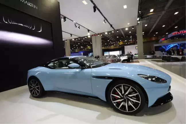 Acun'un Yeni Gözdesi, Acun'un Otomobil Tercihi Aston Martın Db11