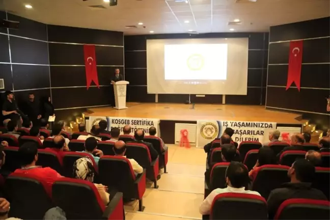 Cizre'de Eğitimlerini Tamamlayan Girişimciler Sertifikalarını Aldı