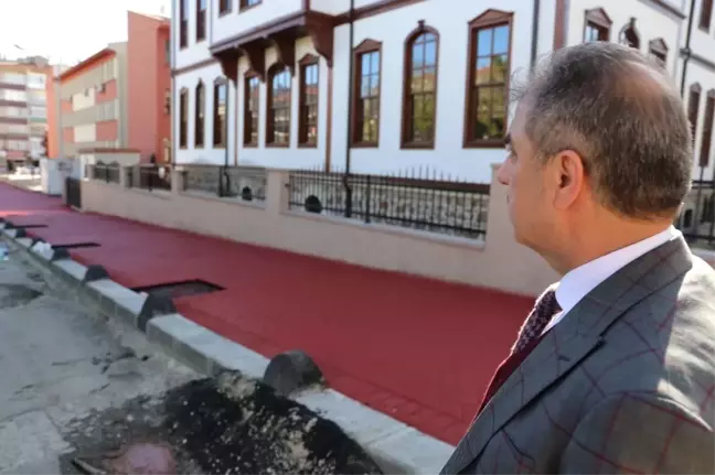 Çankırı'ya Renkli ve Desenli Asfalt Uygulandı