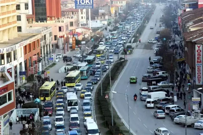 Pazar Günü Bu Meydan 11 Saat Trafiğe Kapalı