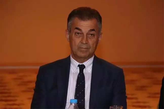 İzmir'de Mükemmelliği Arayış Sempozyumu Başlıyor