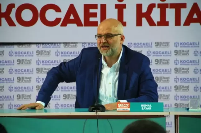 Kitap Fuarı'nda Seminerler Devam Ediyor