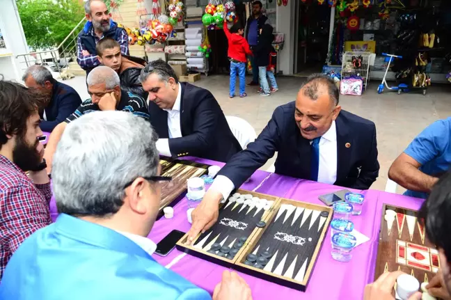Zarlar Dostluk İçin Atıldı