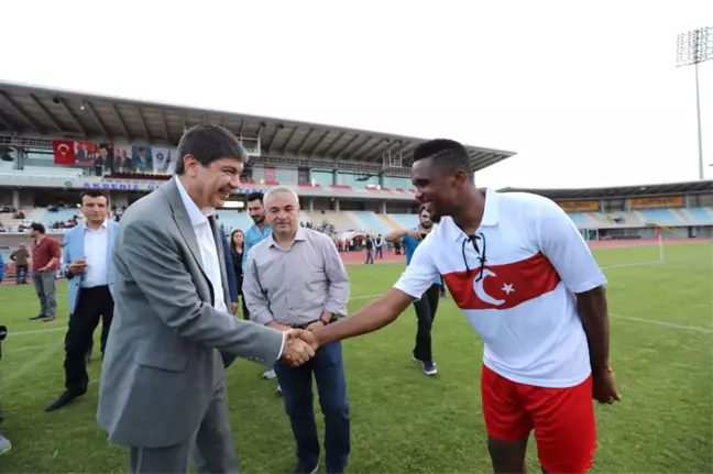 Eto'o, Gönülleri Ay-Yıldız ile Fethetti
