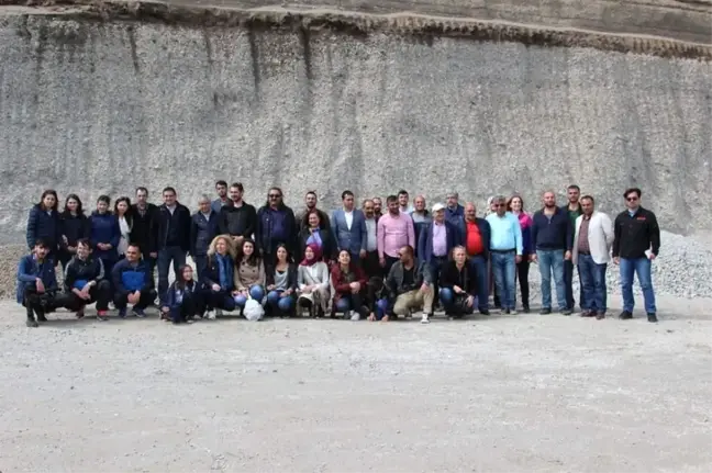 Bitlis'teki 'Pomza ve Perlit Çalıştayı' Sona Erdi