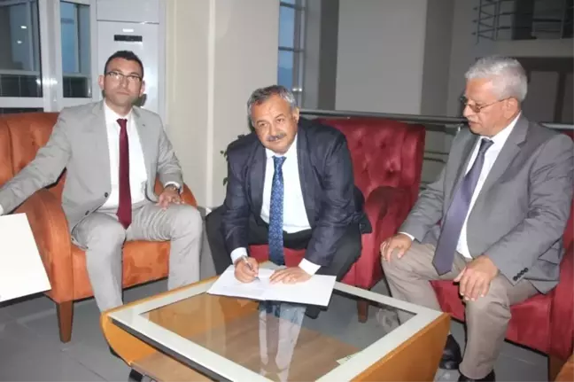 Burhaniye' de Belediye ile Bubyo Arasında Protokol İmzalandı