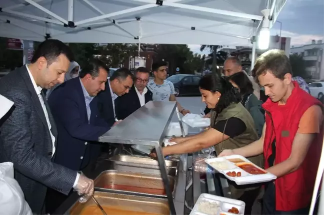 Menderes'te İftarlar Bir Başka Güzel