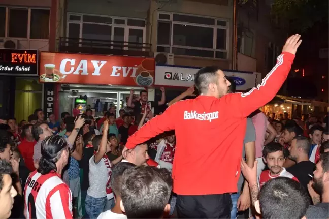 Taraftarlar, Balıkesirspor İçin Yürüdü