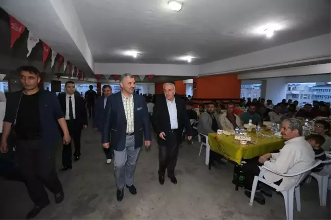 Büyükşehir, 3 Bin 500 Kişiye İftar Yemeği Verdi