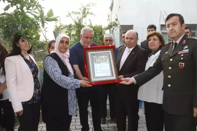 Seydikemer'de Şehit Ailesine Şehadet Belgesi Verildi