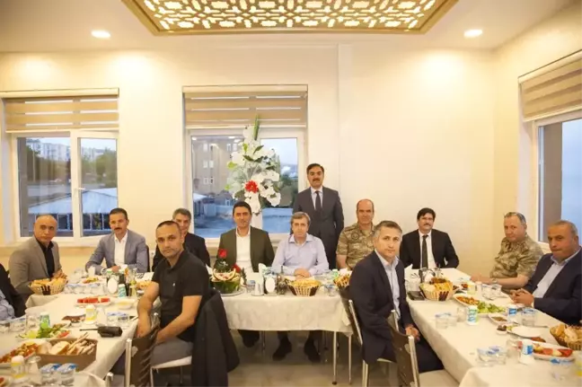 Bitlis Protokolü Ahlat'ta Ki İftarda Buluştu