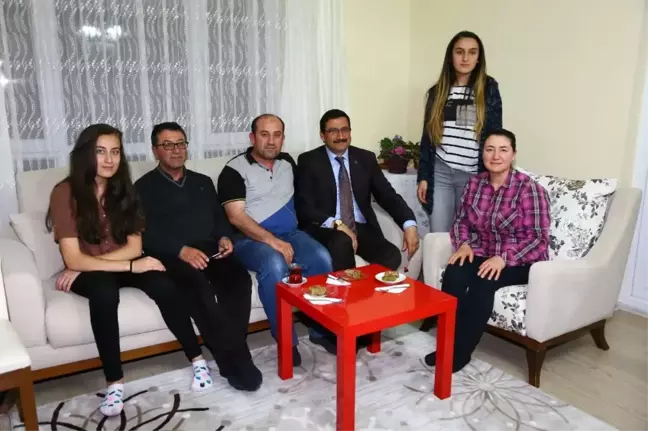 Başkan Ak'tan Sürpriz Ziyaretler