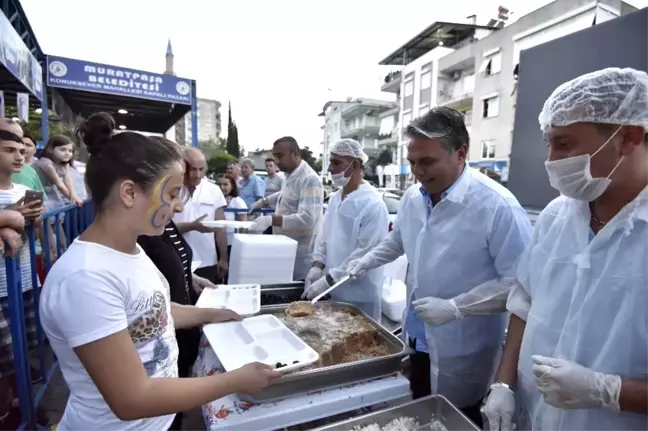 Konuksever'e İftar Sofrası