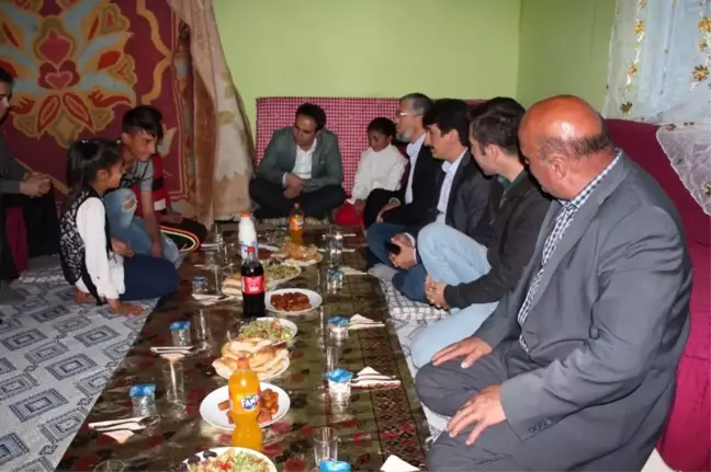Kaymakam Dündar Minik Kardeşlerle İftar Açtı