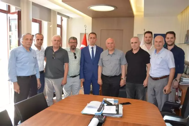 Tekirdağspor'un Yeni Yönetiminden Başkan Eşkinat'a Ziyaret