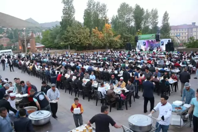 Vedaş'tan İftar Yemeği