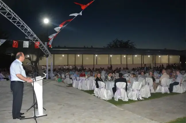 Efeler Belediye Personeli İftar Yemeğinde Bir Araya Geldi