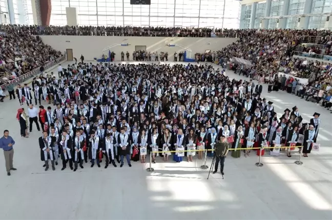 Biga İibf'de Mezuniyet Töreni